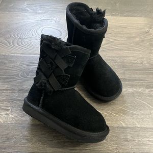 ❌SOLD❌Kookaburra by UGG black boot size 7 little girls